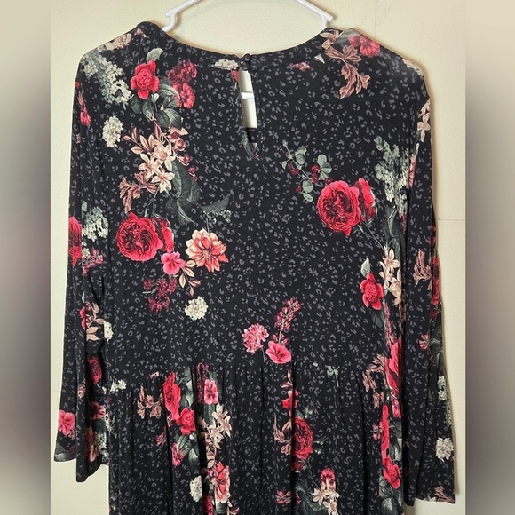 Torrid Soft Knit Lightweight Midi Dress Blouse, Size 1X 16/18 - Picture 2 of 3